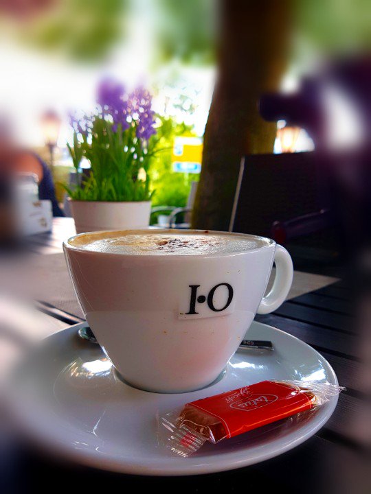 Du bist in guter Gesellschaft, wenn du spürst, dass da mehr sein muss. Schon Augustinus wußte: „Zu dir hin, o Gott, hast du uns erschaffen, und unruhig ist unser Herz, bis es ruht in dir.“ #Sehnsucht   #lebendig #FridayFeeling