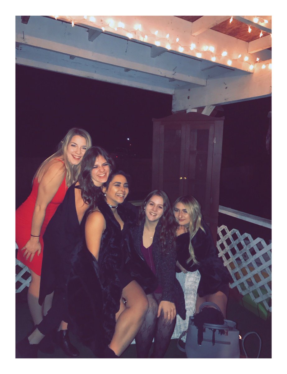 K1NDALL's tweet photo. before the day is over I canβt not wish #twitterlessmeg the happiest of birthdays π love ya forever!!! #thosetricepstho #birthdayflex https://t.co/6q18OkHcLh