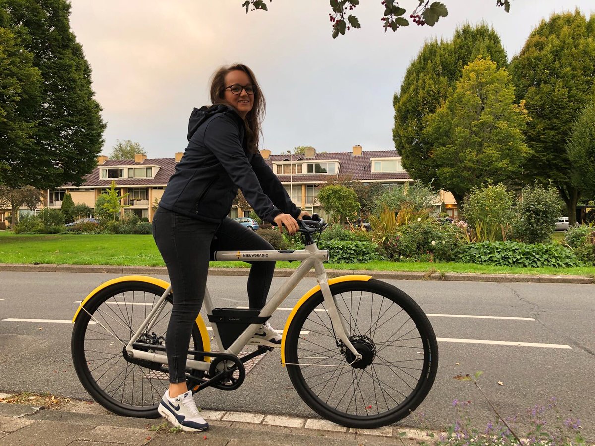 LauraC_R's tweet photo. Vandaag de laatste dag van de @BNR #fietschallenge waarbij ik zoveel mogelijk collega’s uitdaag om ook de fiets te pakken! #ikhoorbijbnr #fiemibo @Marcommit https://t.co/ExSzBcCXYS