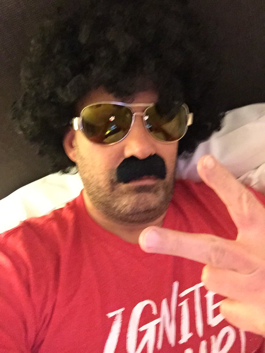 MostinterestCCS's tweet photo. Get some sleep @cokescholars !! Tomorrow is a big day at #CCSLS18  These shirts are so comfortable I think I'll wear it to the Gala! https://t.co/sskZsLuoND