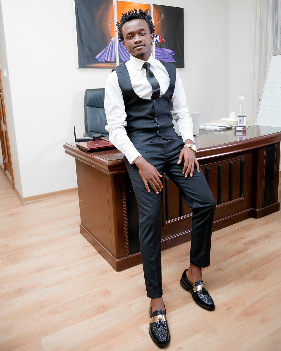 BahatiKenya's tweet photo. I Wanna be a Billionaire before am 30yrs... Soon on Forbes Magazine #GodMakeitPossible 🙏 https://t.co/xp5Zyz4kJn