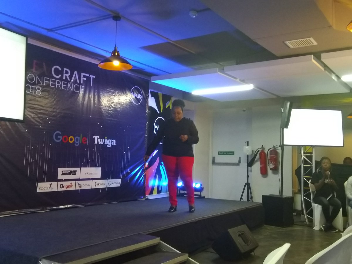 anny320's tweet image. Day 2 of #Devcraft is here. @chao_mbogho is the keynote. She tackles the topic of how to bridge the skills gap between computer science academia and industry