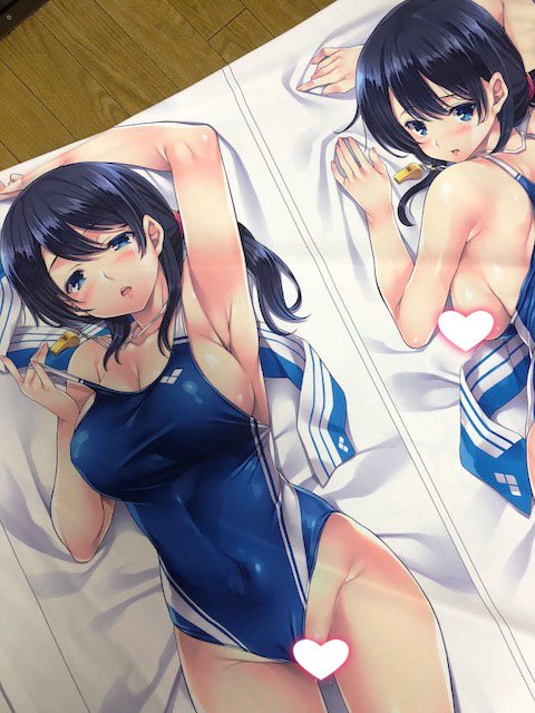 11/4サンクリ合わせの抱き枕カバー色校が届きましたので色味を確認中🤔 