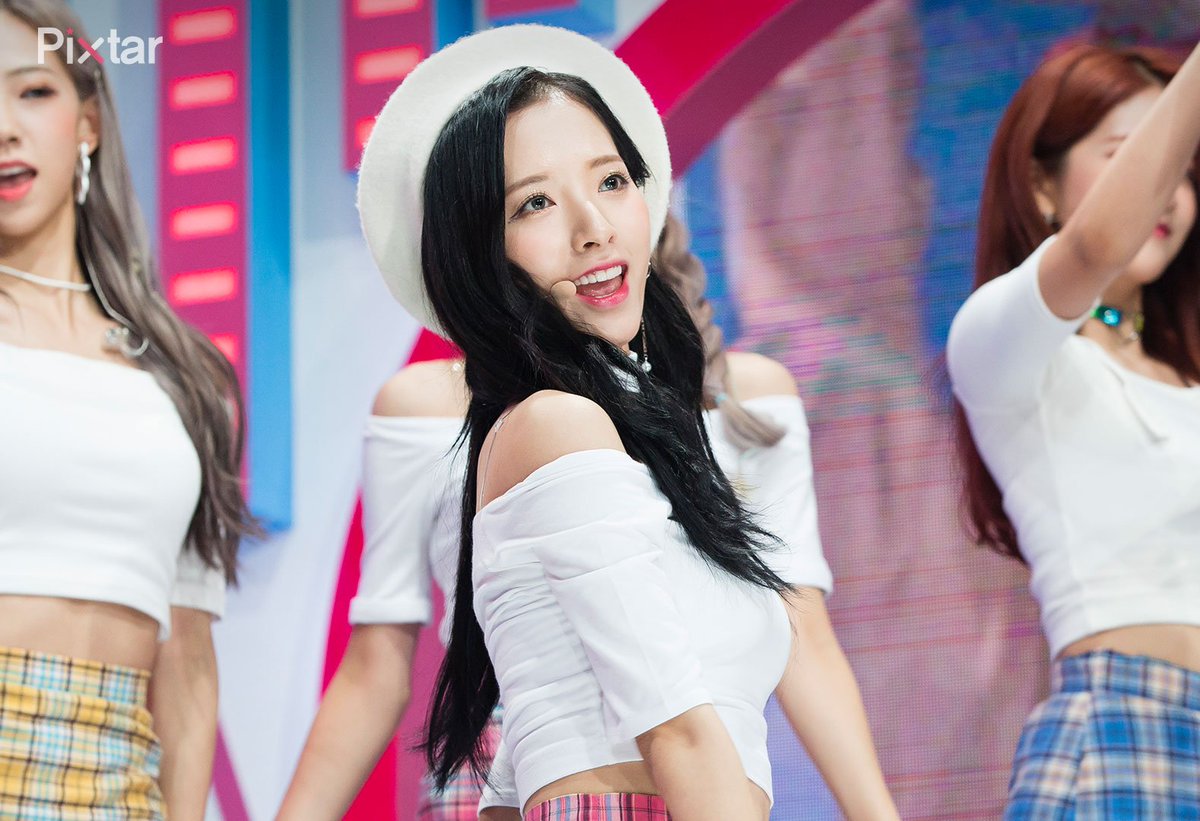Pixtar_official's tweet photo. #우주소녀 #부탁해 #인기가요 #WJSN #SaveMeSaveYou #INKIGAYO #pixtar https://t.co/9eGpda7iVH