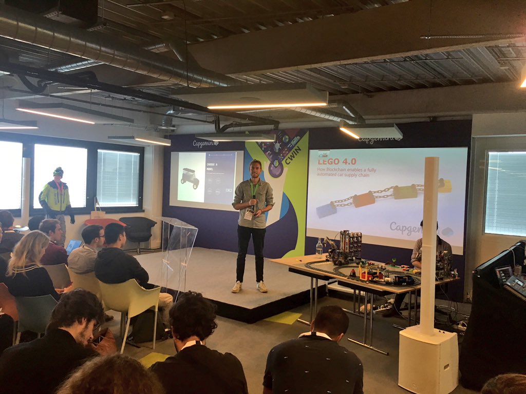 mdaubros's tweet photo. One year ago, Raf was sitting in the front row of the #InnovationMorning as a student. Today he is presenting a #blockchain project in front of more than 100 students!! #AceMyCarreer #CWIN18 #Toulouse @pduboe @a_calvayrac #Automotive #tech https://t.co/tpPnvbwZwv