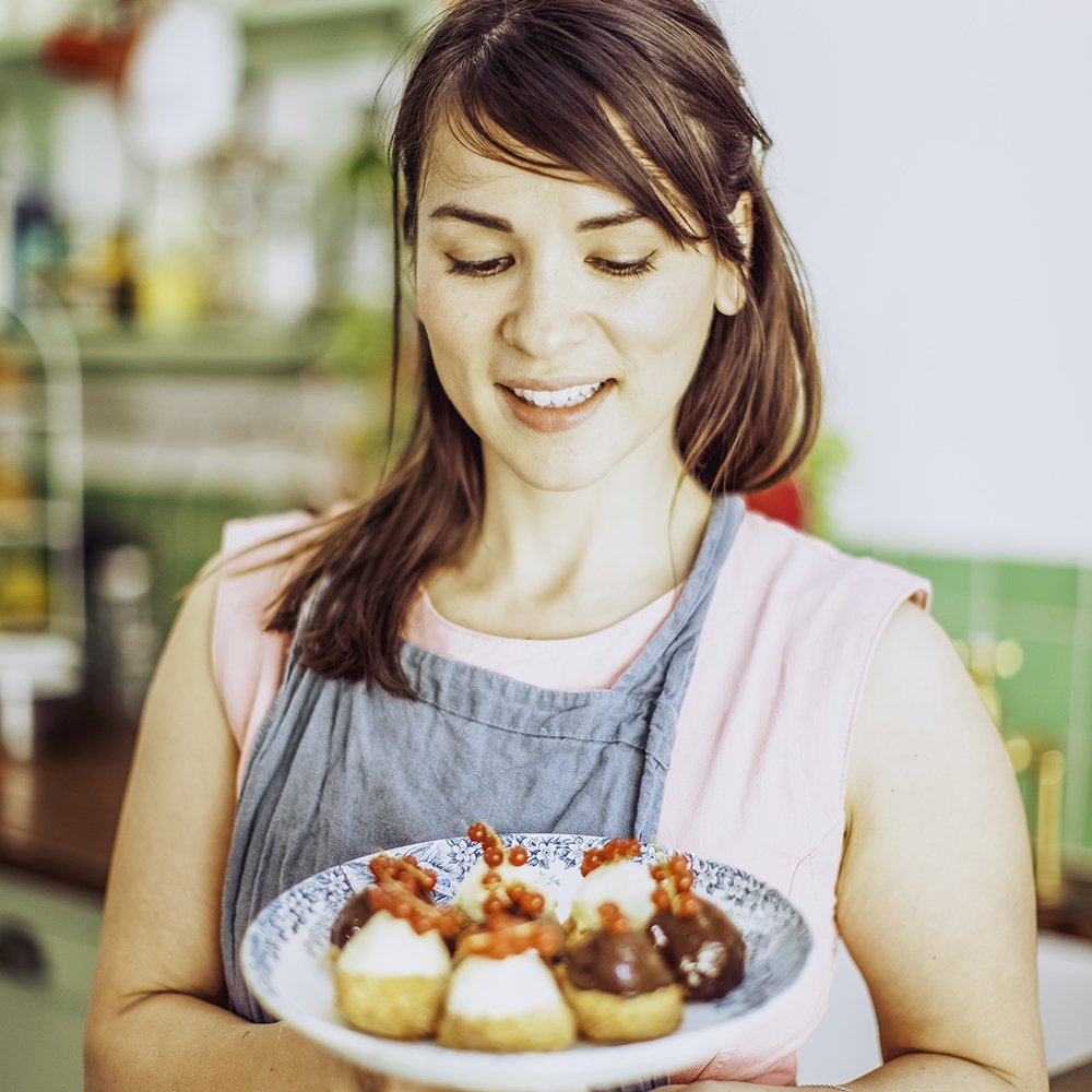 So many exciting YouTube shoots at Khoollect Studio recently 🎥 Take a look at some of our favourites over at bit.ly/k-you 📹 If you're interested in hiring the studio for your own project or event, email: studio@khoollect.com
