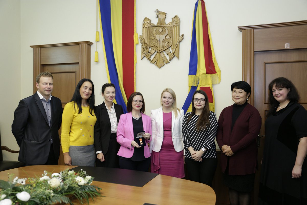 ANFSAI_NAWIAS's tweet photo. Honored, exited and delighted to work with @AsyaVarbanova 
We wish you luck ! We will miss  you ! https://t.co/4EJiJZYkvf