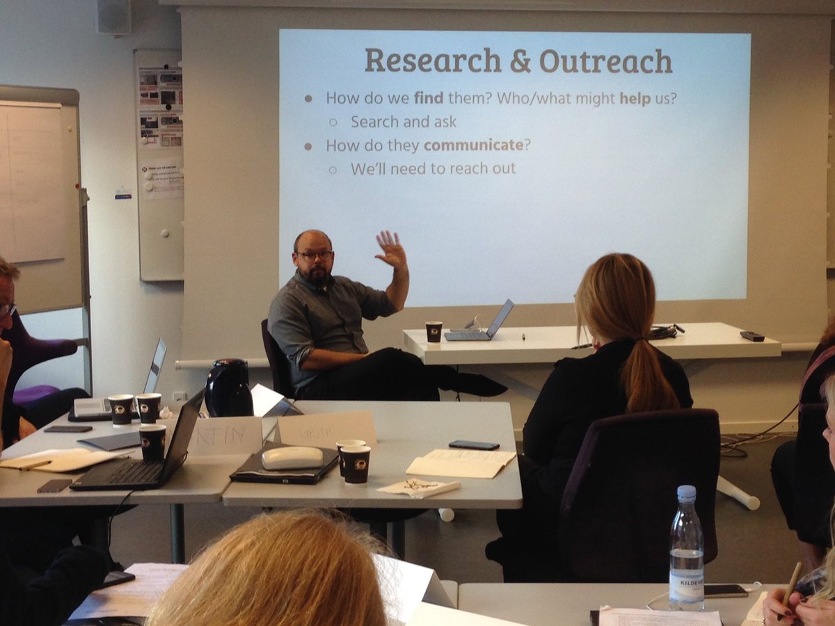 fromjac's tweet photo. @terryparrisjr teaching crowdsourcing at #ISMB18 in Copenhagen: "People do organize and exchange information. It's just that we have to find out where that is" https://t.co/Az9V5rzEa5