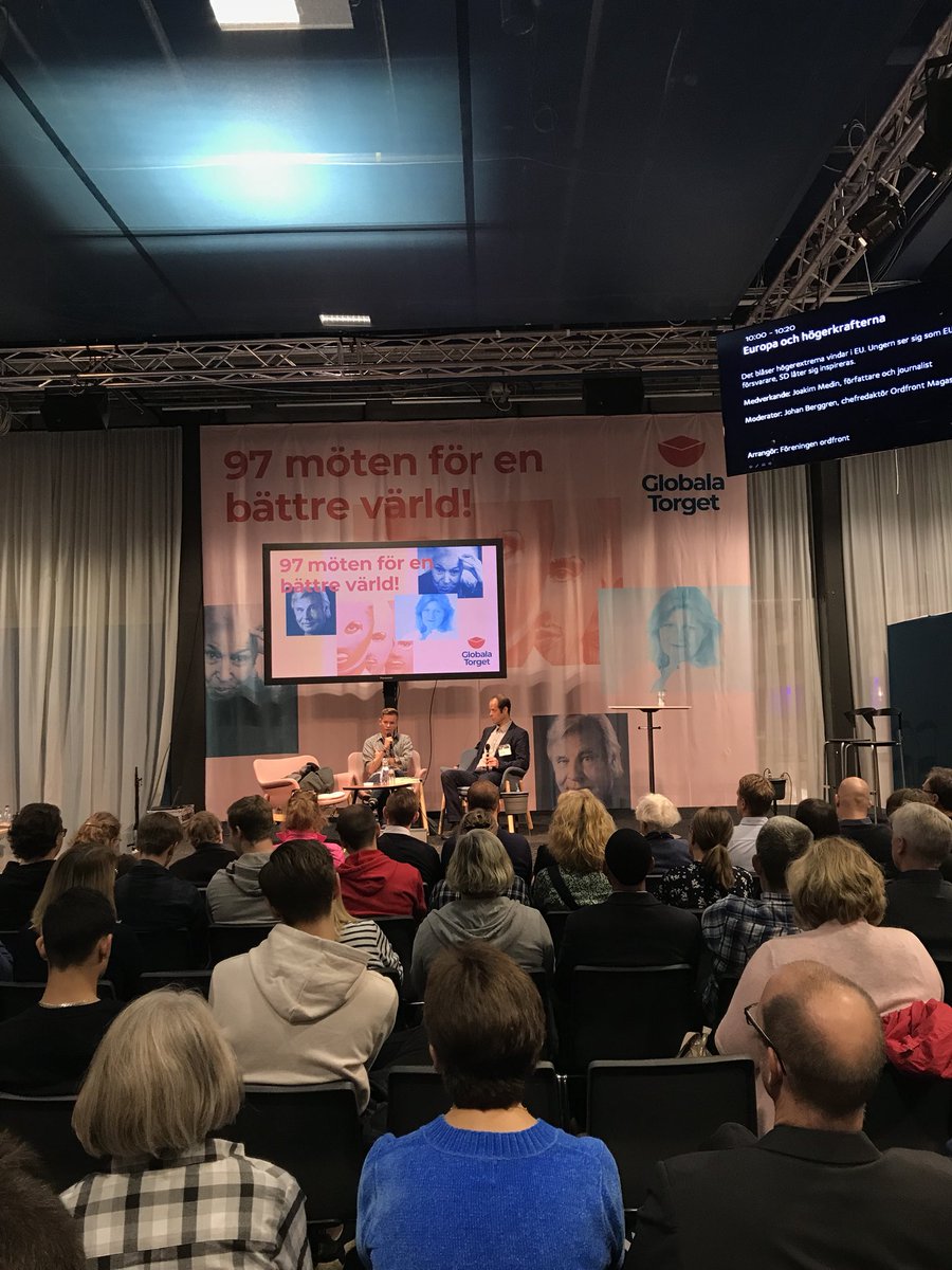 OrdfrontMagasin's tweet photo. Just nu pratar Ordfront magasins chefredaktör Johan Berggren och journalisten Joakim Medin om Europa och högerkrafterna. Välkomna till Globala torgets scen. #bokmässan2018 https://t.co/g3YpLFSCzh