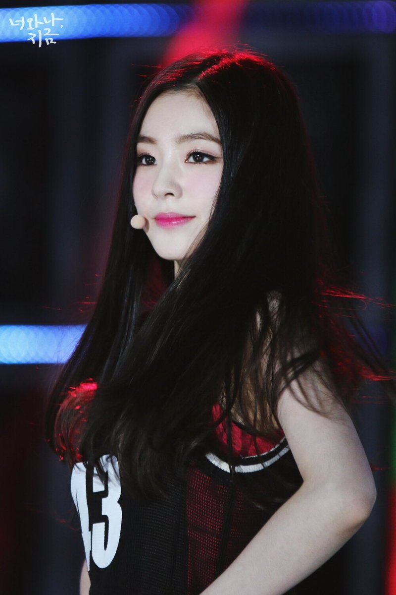 n년전 오늘의 아이린 봇 tweet media