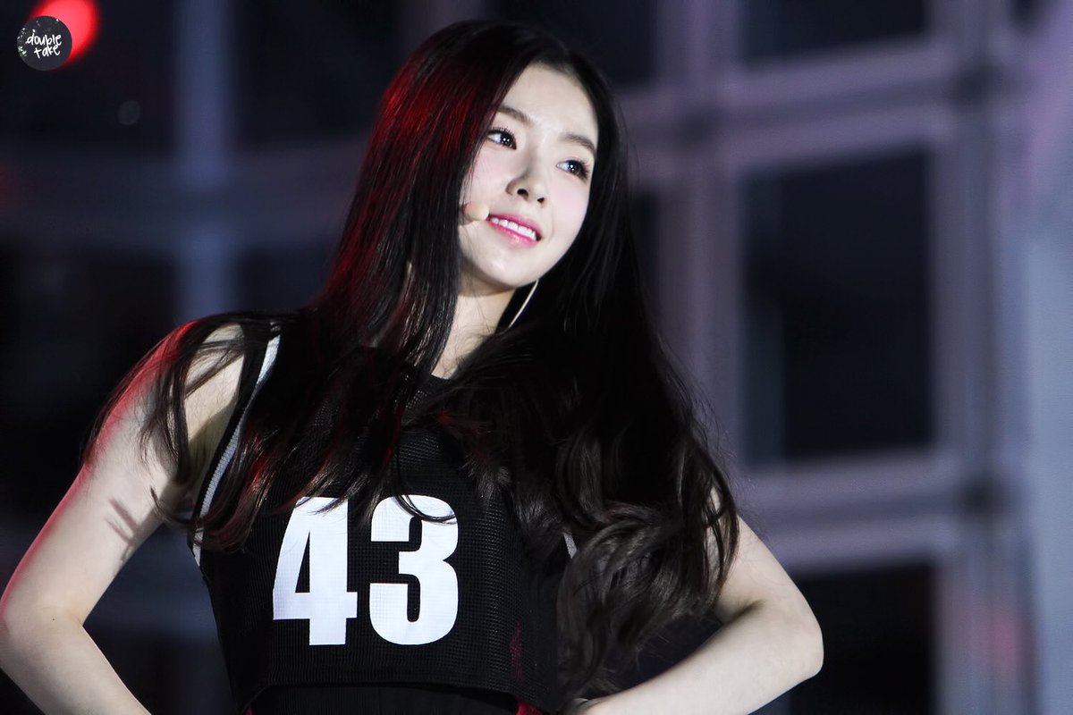 n년전 오늘의 아이린 봇 tweet media