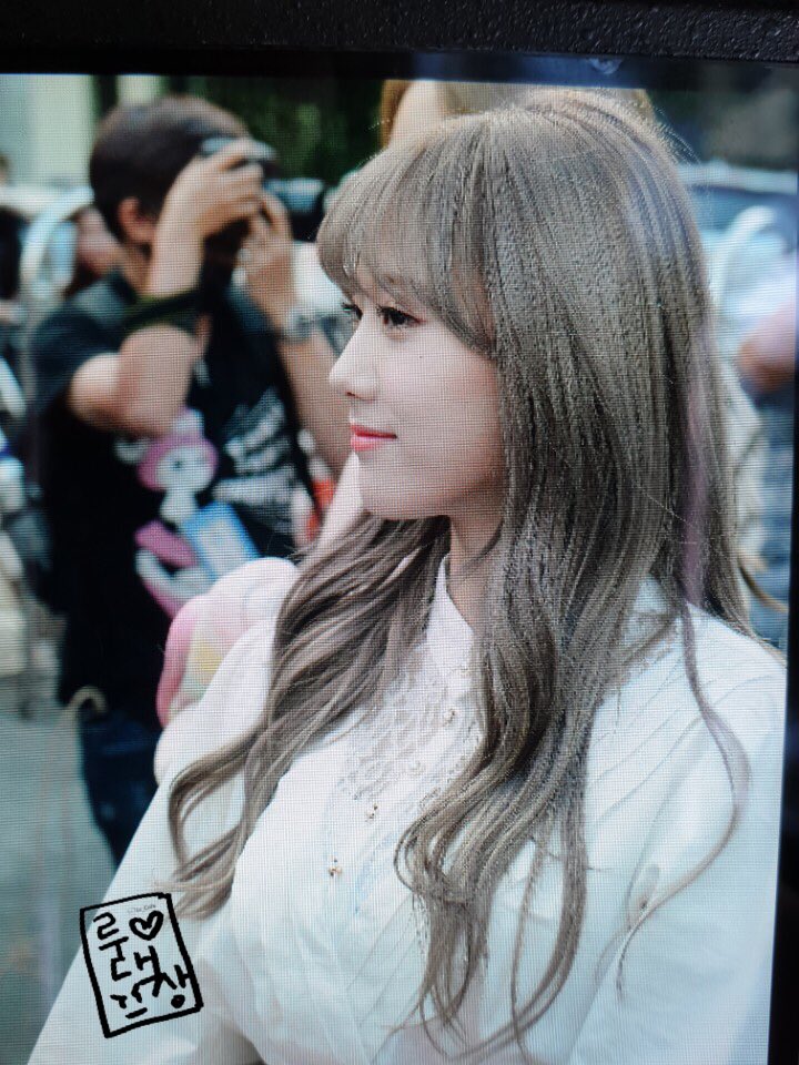 lu_cafe_'s tweet photo. [[Preview]] 180928 #우주소녀 #WJSN #뮤직뱅크 #중출 #루다 #이루다 #luda @WJSN_Cosmic https://t.co/9y9HAANl1f