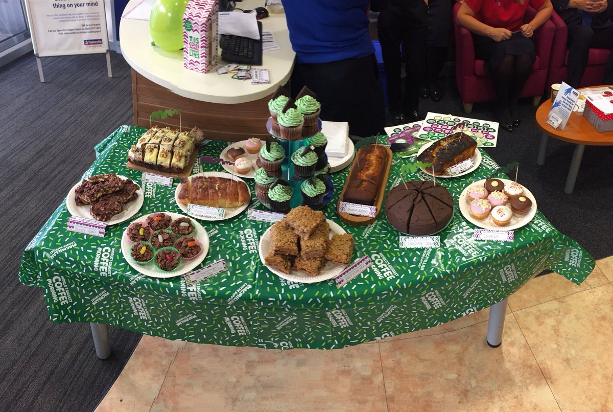 sammyt32's tweet photo. We’re all set up to raise lots for @macmillancancer in #WonderfHULL Lots of homemade treats to try!! @NBSemployees @karendixon2015 @mrshollyleach 🎂🍪💚 https://t.co/Q25K8VCnq6