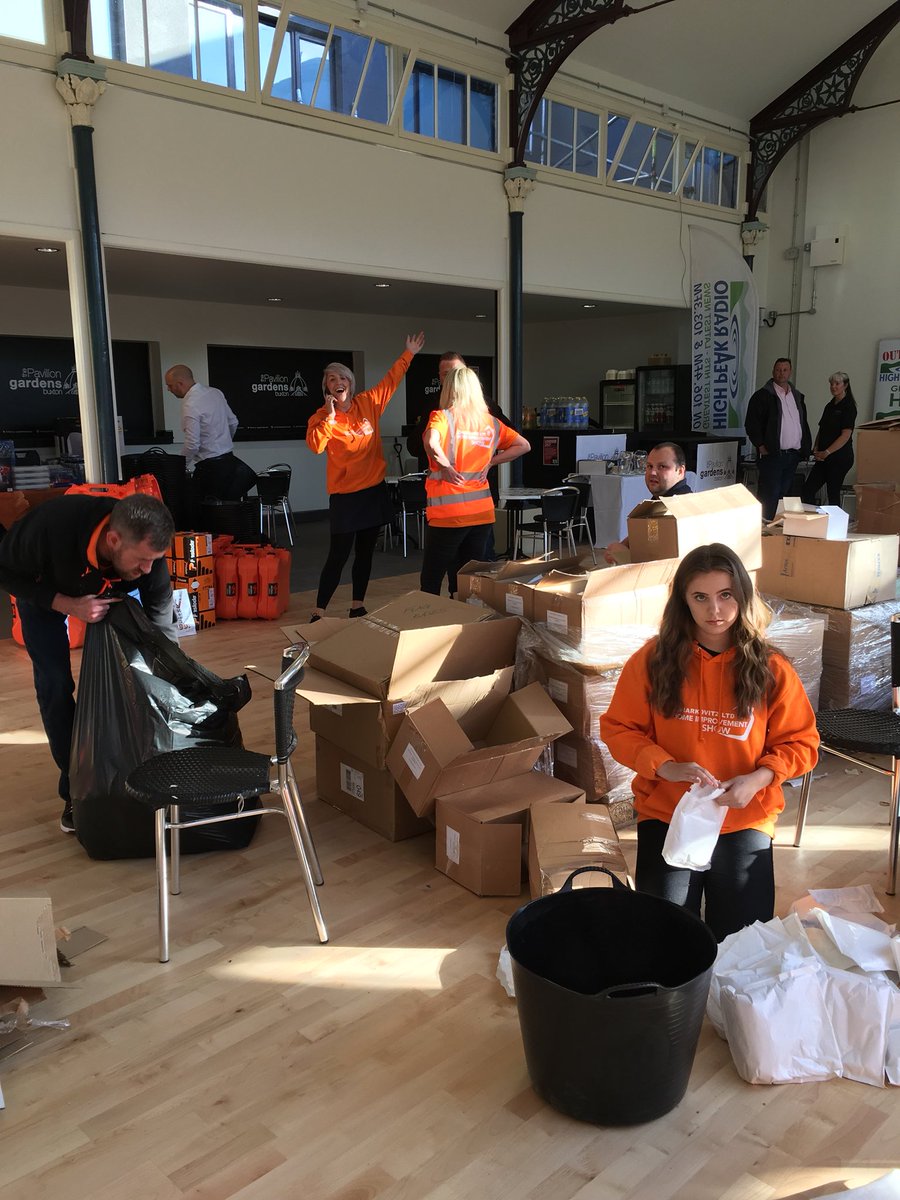 dunlopjohns's tweet photo. Nearly ready for the Markovitz home improvement show in Buxton . With @DunlopAdhesives #demos #prizes #giveways. Buxton Octogan all day Friday &amp; Saturday with @MarkovitzLtd https://t.co/naJLmOEDnF