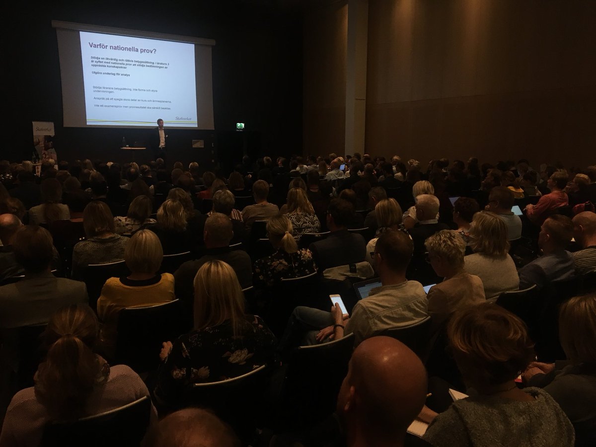 100 försöksskolor på plats för uppstart av försöksverksamheten kring digitalisering av nationella prov.