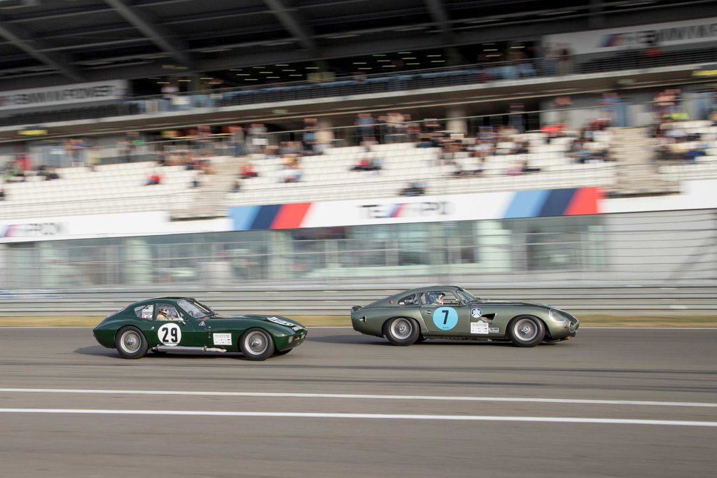oldtimersuchtig's tweet photo. Morgan Plus 4 SLR vs. Aston Martin DP214
What's your favourite?
https://t.co/JLqwJCvuRe
#avdogp #avd #morgan #morganplus4slr #astonmartin #astonmartinddp214 #dp214 #oldtimersüchtig #oldtimersuechtig https://t.co/BFHgVTPSou