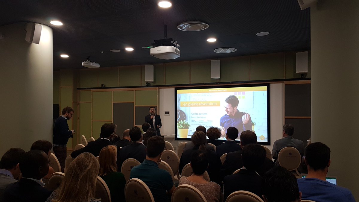 HappyTechFrance's tweet photo. Notre président Pouya Mohtacham introduit les problèmes du bien-être dans les entreprises d'aujourd'hui.
#BusinessHappytech #RH #QVT https://t.co/eVlMZYqsmo