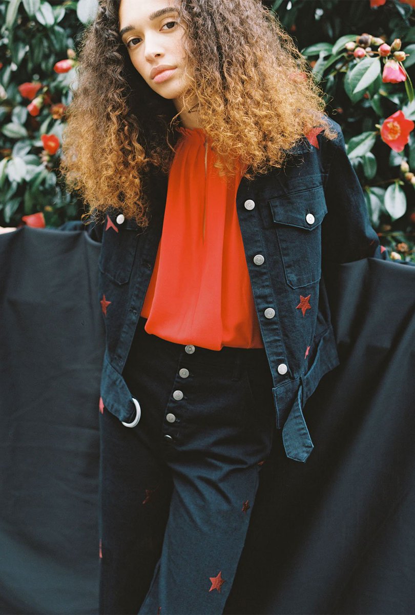 Celestial mood.

Cool 70s denim with statement star embroidery.

Shop now > bit.ly/2OlhUOS