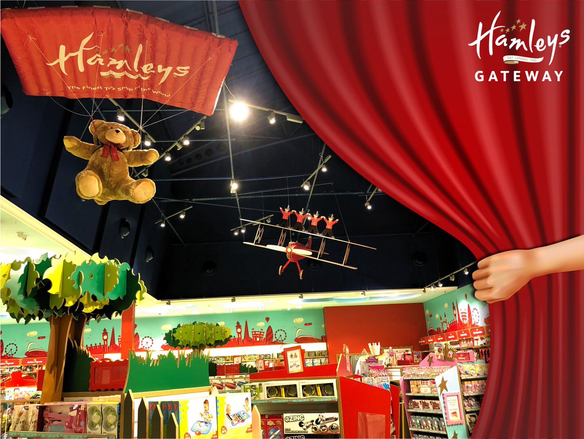GatewayUmhlanga's tweet photo. A whole neeeew woooorld...πΆ is about to be open to you in approximately 2 hours 30 mins and counting!π±πβ° Donβt miss the #Hamleys parade at 1pm (starting at Entrance 5) and the ribbon cutting at 2pm!βοΈπ€ΉββοΈπ₯πππ
#HamleysGateway #hamleysSA https://t.co/uVau3c1O2M