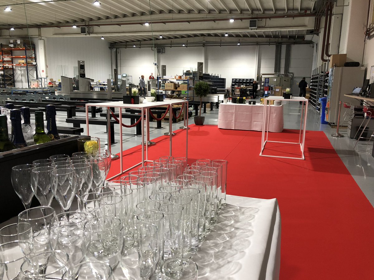 ldmhsprl's tweet image. @AutomaticSystem inauguration of new warehouse @VilledeWavre 
#automaticsystems #wavrenord #vipinwarehouse