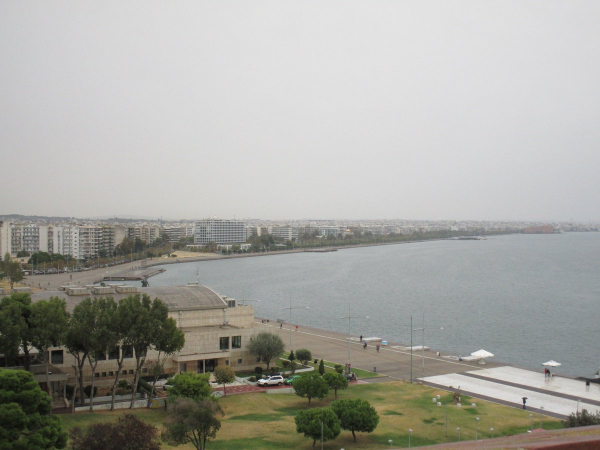 HirokiSayama's tweet image. Our favorite @ccs18gr #ccs18gr conference site and the City of Thessaloniki from White Tower