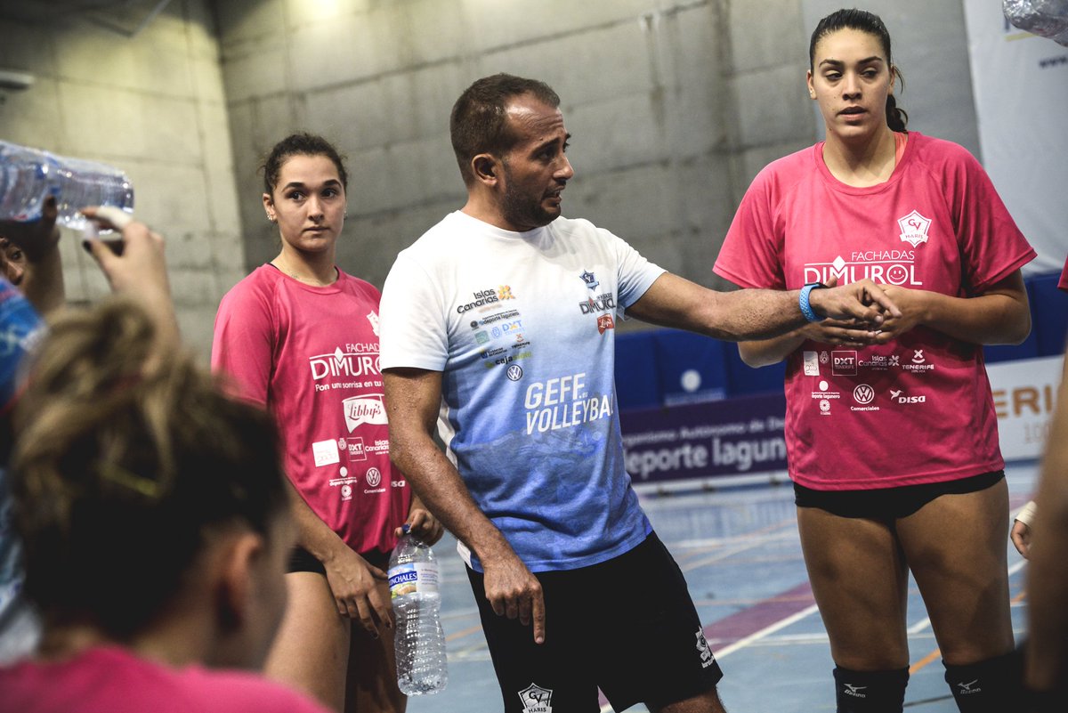 CVHaris's tweet photo. PREVIA 📋 | 🏐El #DimurolLibbys baja el telón de pretemporada con un exigente examen☑

🔷Las blanquiazules disputan este sábado su última prueba frente al @cvjavolimpicolp en Gran Canaria🔶

[➕👇]
https://t.co/HO29rr3qTF https://t.co/FZdgk1eQ2l