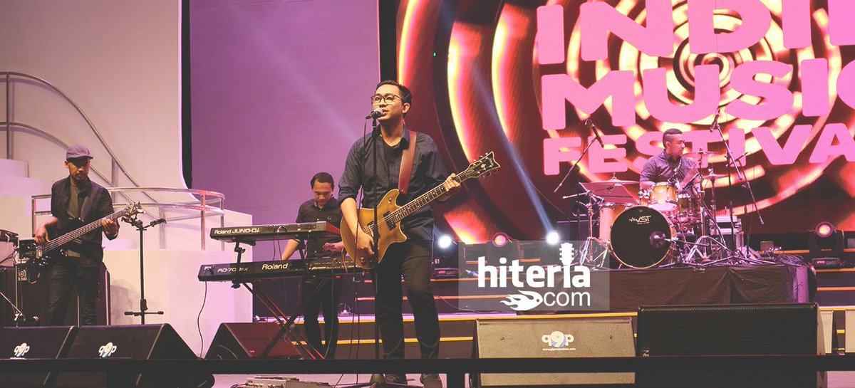 hiteriacom's tweet photo. Pemanasan Album Baru, #Altz_Band Tampil di Arena PRI 2018 https://t.co/qCjyCgMLfF https://t.co/VsML7SINeJ