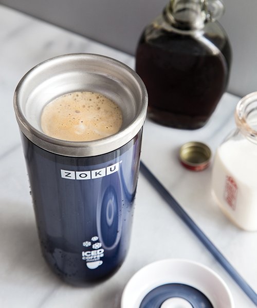 ZokuHQ's tweet photo. Ring in Fall and National Coffee Day with a tasty mug of Maple Iced Coffee.
https://t.co/RWor1ngseX

#Zoku #ZokuRecipes #IcedCoffeeMaker #MapleSyrup #Maple #Fall #Coffee #F52 #NationalCoffeeDay #IcedCoffee #Homemade https://t.co/TW6ZzThCga