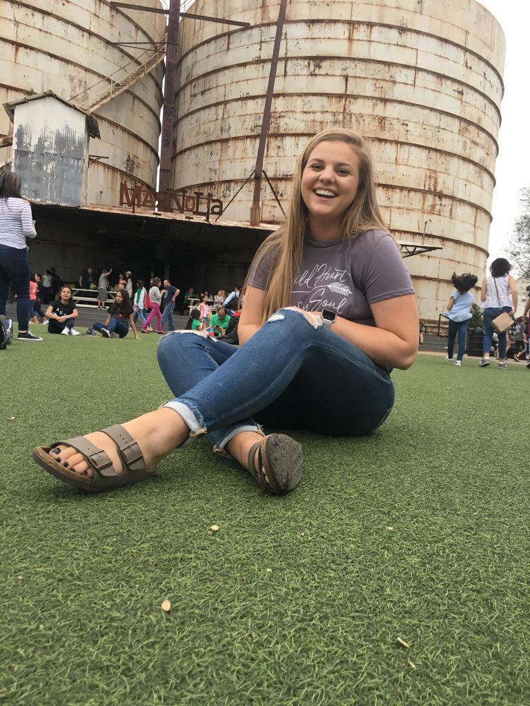 sydingalls's tweet photo. Here’s a day to celebrate you and all your beauty!! https://t.co/0jLA2ktDGf