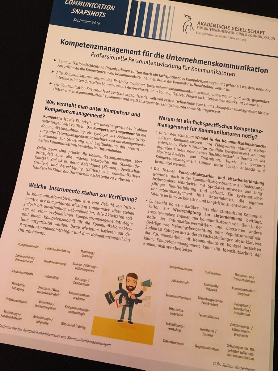 gherrmann's tweet photo. Krönender Abschluss 'meines' #kk18 der grandiose Vortrag von @JuliKies zu Kompetenzmanagement in der Kommunikation. Wieder viel gelernt! https://t.co/1KsbtvbIQd