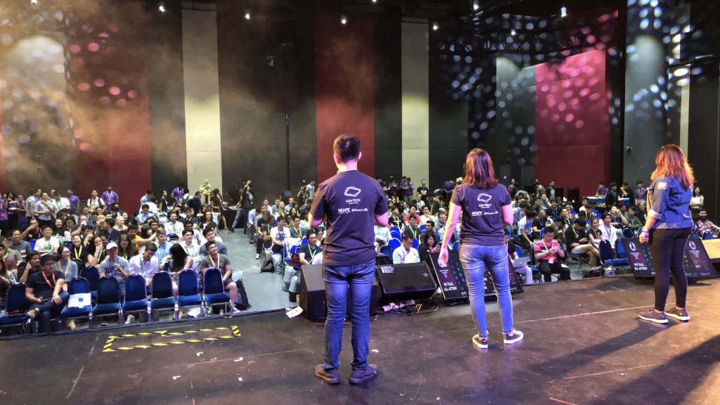 GovTechSG's tweet photo. The Startup Weekend Singapore Mega 2018 hackathon, supported by GovTech, begins tonight! 54 hours of coding, designing and pitching to come up with solutions that benefit the public good! #SWSG2018 #GovTechSG https://t.co/kG3kFA35A4