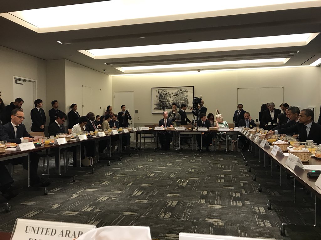 RaulPollak's tweet photo. #G3 #G20argentina meeting in @SingaporeJ focus on free trade, and #ClimateChangeDialogue and #SDGBlockchain challenges faced by developing countries @MRREE_Uruguay @OECD @AuciUruguay @OECD_Centre @JosLuisCancela1 @wto @UNFCCC @SEGIBdigital https://t.co/8N1gvfuj8p