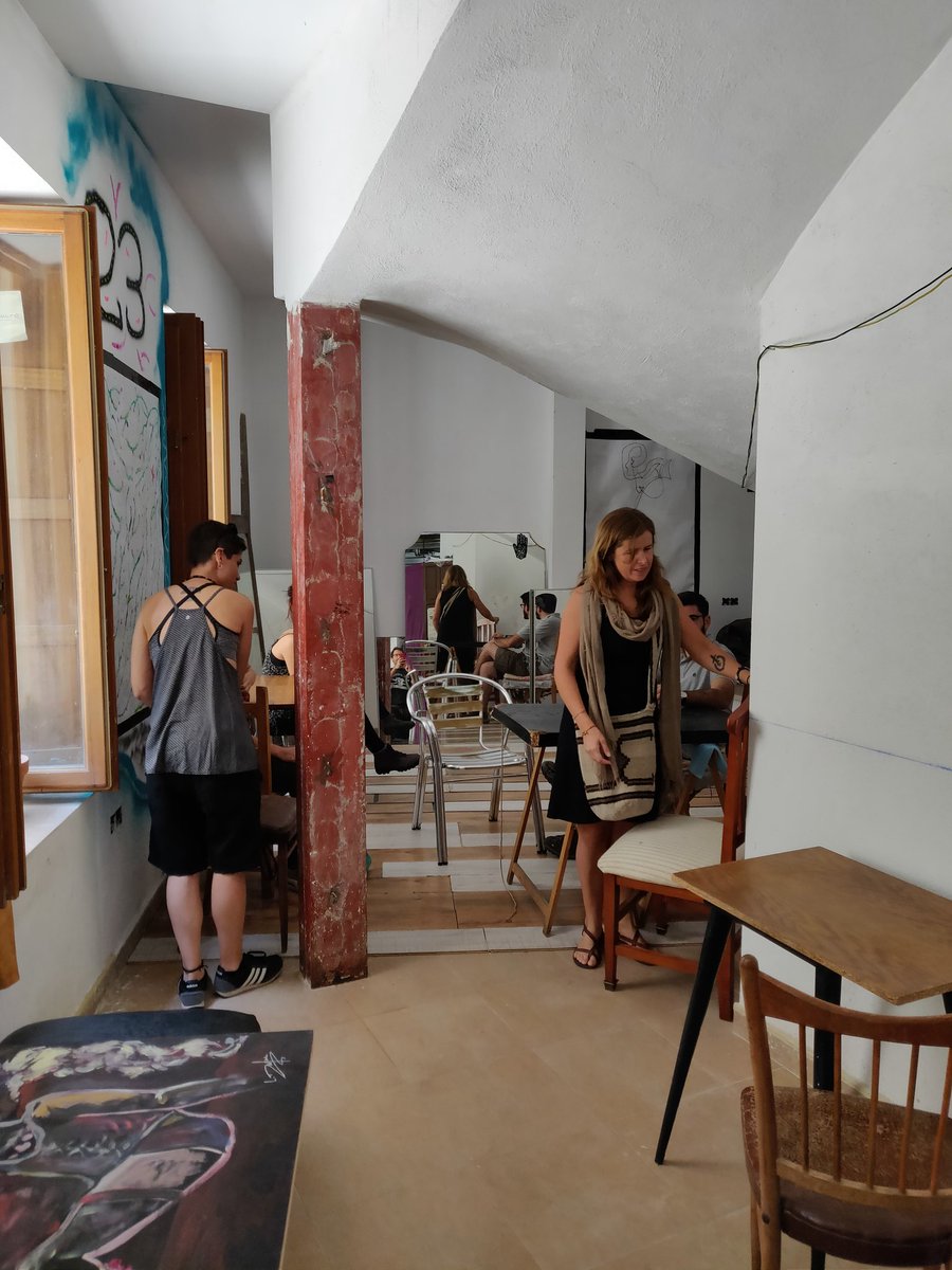 cras_arq's tweet photo. Hoy estamos de comida en #Granada conociendo #laleva un espacio okupado y autogestionado apoyando en su resistencia para que puedan continuar con su propuesta de cultura alternativa y desobediente! #arqueologiaenlucha #arqueopunk https://t.co/qEauxtLByd