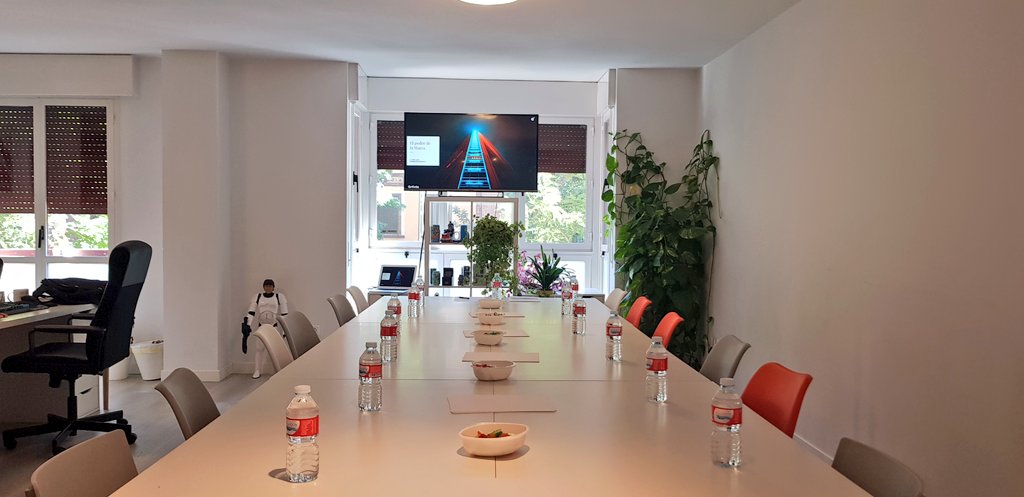 Branzai_'s tweet photo. Preparados para Master Branding PRO8 #branding #BranzaiPRO8 https://t.co/kr7dgks26j
