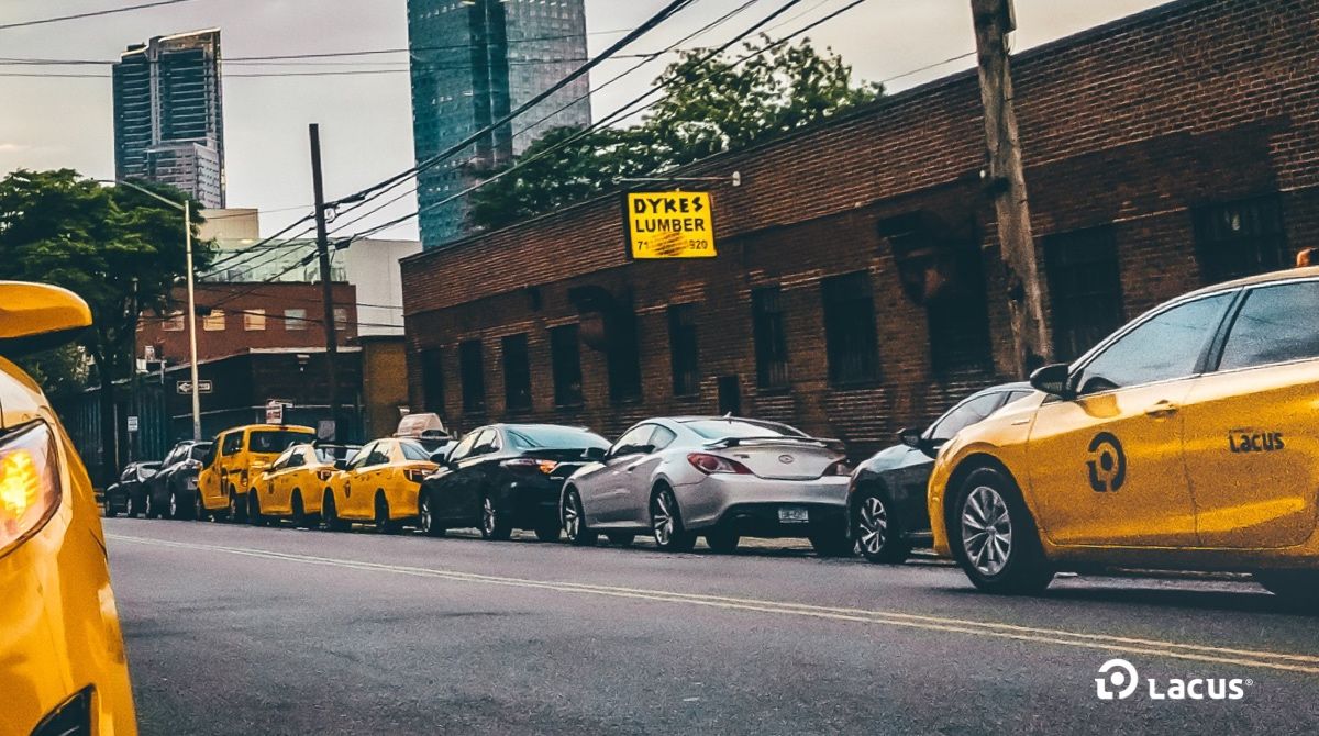 lacustech's tweet photo. Rent with convenience #GoLacus #sharing #keyless #smartcity #ondemand #carsharing #taxisharing #taxi #nyc #yellowcab #nyctaxi #yellowtaxi #cab #cabs #futureofthetaxi #rentondemand #smartrental #yourphoneisyourgarage #taxidriver #nyctaxidriver #uberdriver https://t.co/i0OTvYGRIp