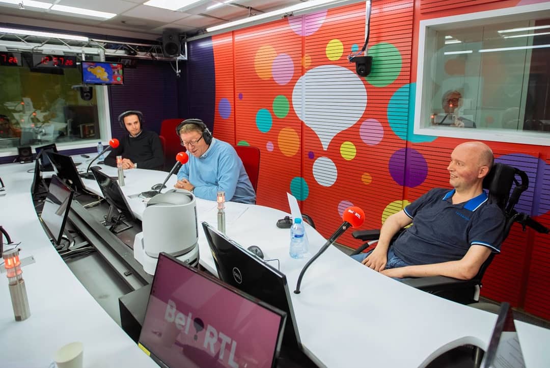 RTLBelgium's tweet photo. Nous avons répondu à l'appel lancé par @ALSBelgium aux employeurs de Belgique afin de permettre aux patients atteints de SLA de travailler une journée pour financer la recherche contre cette maladie! #WorkForALS
Découvrez en plus ➡️https://t.co/7R6ZIfOZZu
@BelRTL @rtlinfo https://t.co/PMdwrgHgDm
