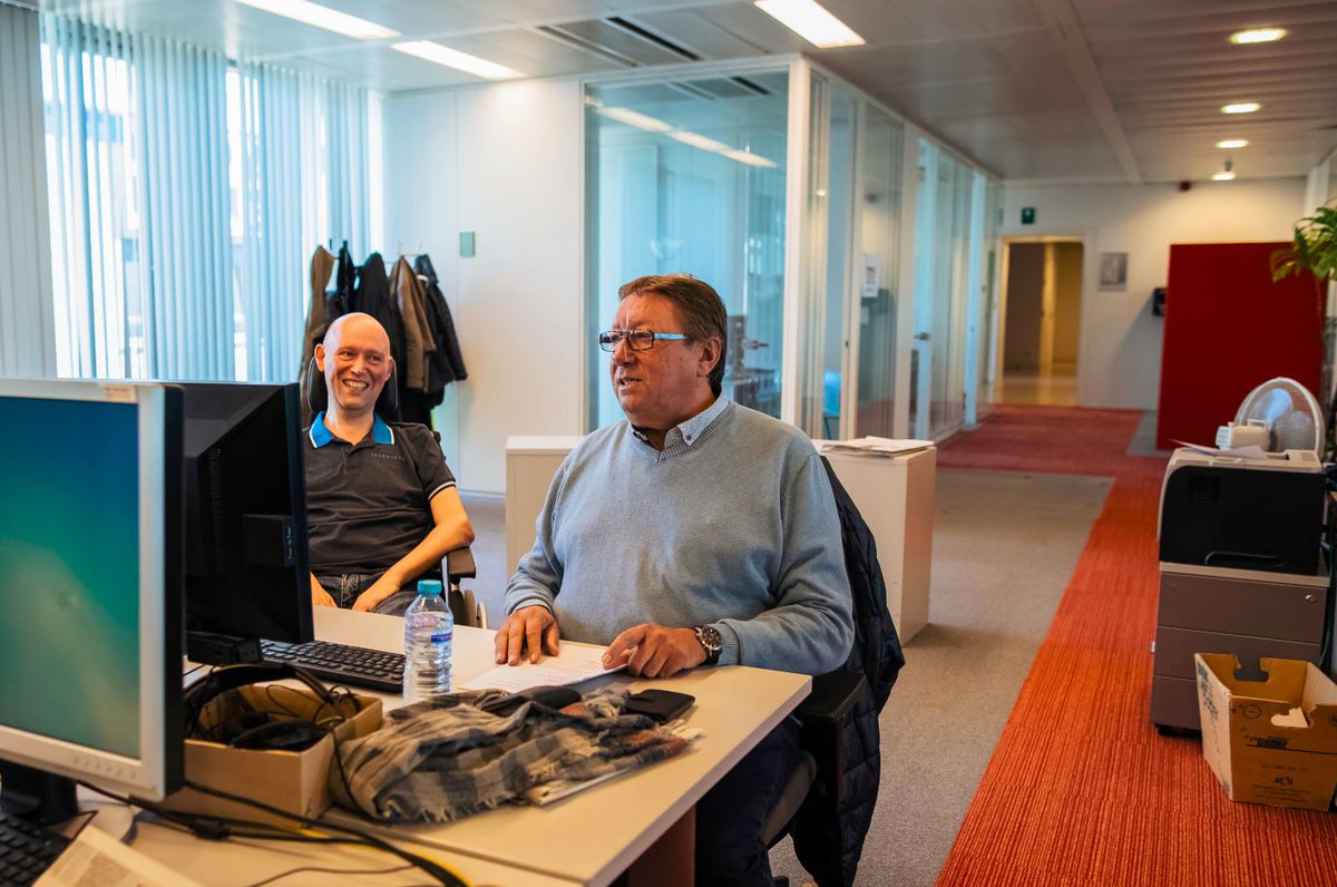 RTLBelgium's tweet photo. Nous avons répondu à l'appel lancé par @ALSBelgium aux employeurs de Belgique afin de permettre aux patients atteints de SLA de travailler une journée pour financer la recherche contre cette maladie! #WorkForALS
Découvrez en plus ➡️https://t.co/7R6ZIfOZZu
@BelRTL @rtlinfo https://t.co/PMdwrgHgDm