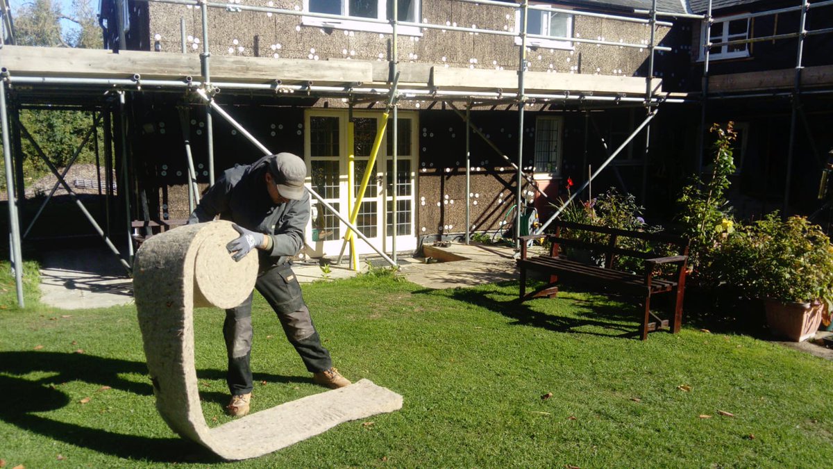 ECritchleyLtd's tweet photo. Using natural sheep’s wool as insulation has been around for hundreds, if not thousands of years and it’s a practice Emmerson Critchley Ltd upholds to this day. Learn more on our website... https://t.co/jstn3MC7xs #sheepswool #insulation #traditionalbuilder https://t.co/RaeEvHJRwy
