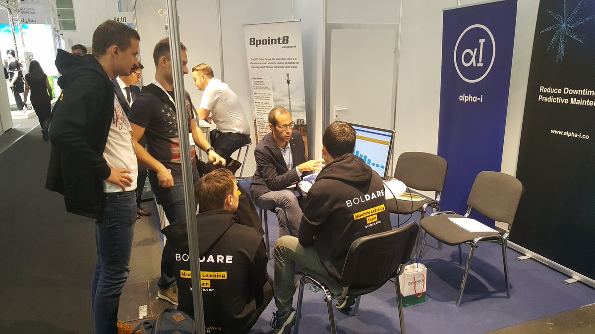 AppSiteDown's tweet photo. After 3 days of #hackthewind those guys still have some strenght to talk about #MachineLearning and #PredictiveMaintenance or other space tech of the future stuff. 😲🤔🤖👽 @Boldarecom #boldarehacksthewind #WindEurope @alpha-i https://t.co/2dVo0mTvrj