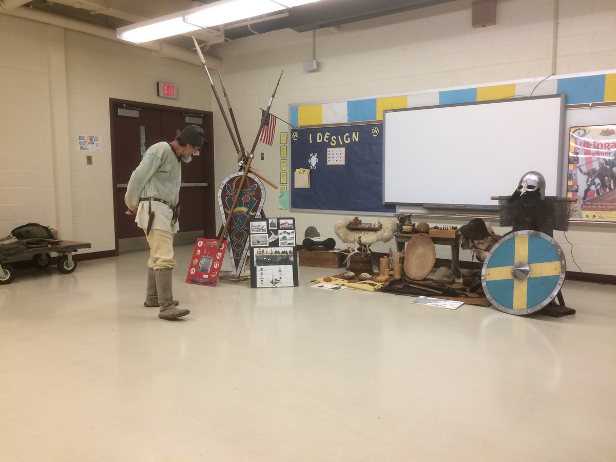 LEVikingShip1's tweet photo. Setting up to spend some quality class time with Lionville Elementary this morning! #vikings #vikingship #livinghistory #thenorseman #history https://t.co/XLR09r7gsU