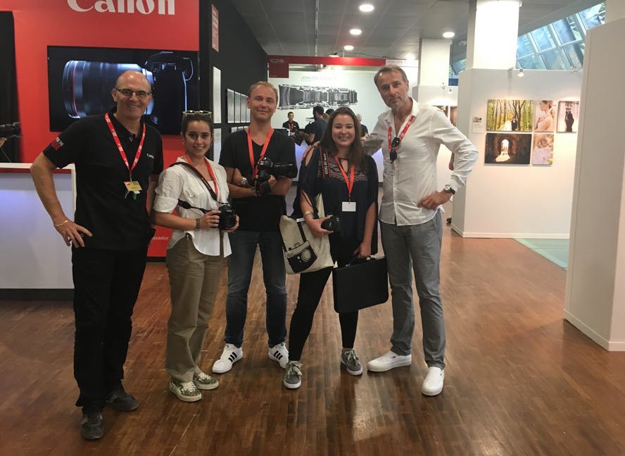 ecole_mjm's tweet photo. [#MJMBlog] 3 étudiants en Photographie de #MJMParis ont eu la chance d'être invités au festival @Visapourlimage par @CanonFrance ! 📸
Retrouvez leur aventure ici : https://t.co/a2WEyKbxgh https://t.co/47EpZyAv9M