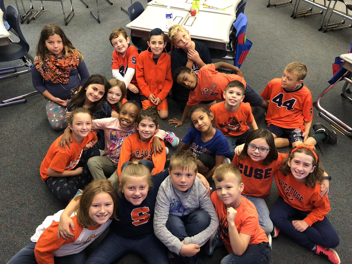 MrsDonardo's tweet photo. We ❤️ our Orange &amp; Blue!  Go Warriors! #EEFamily https://t.co/jcM8xORFjv