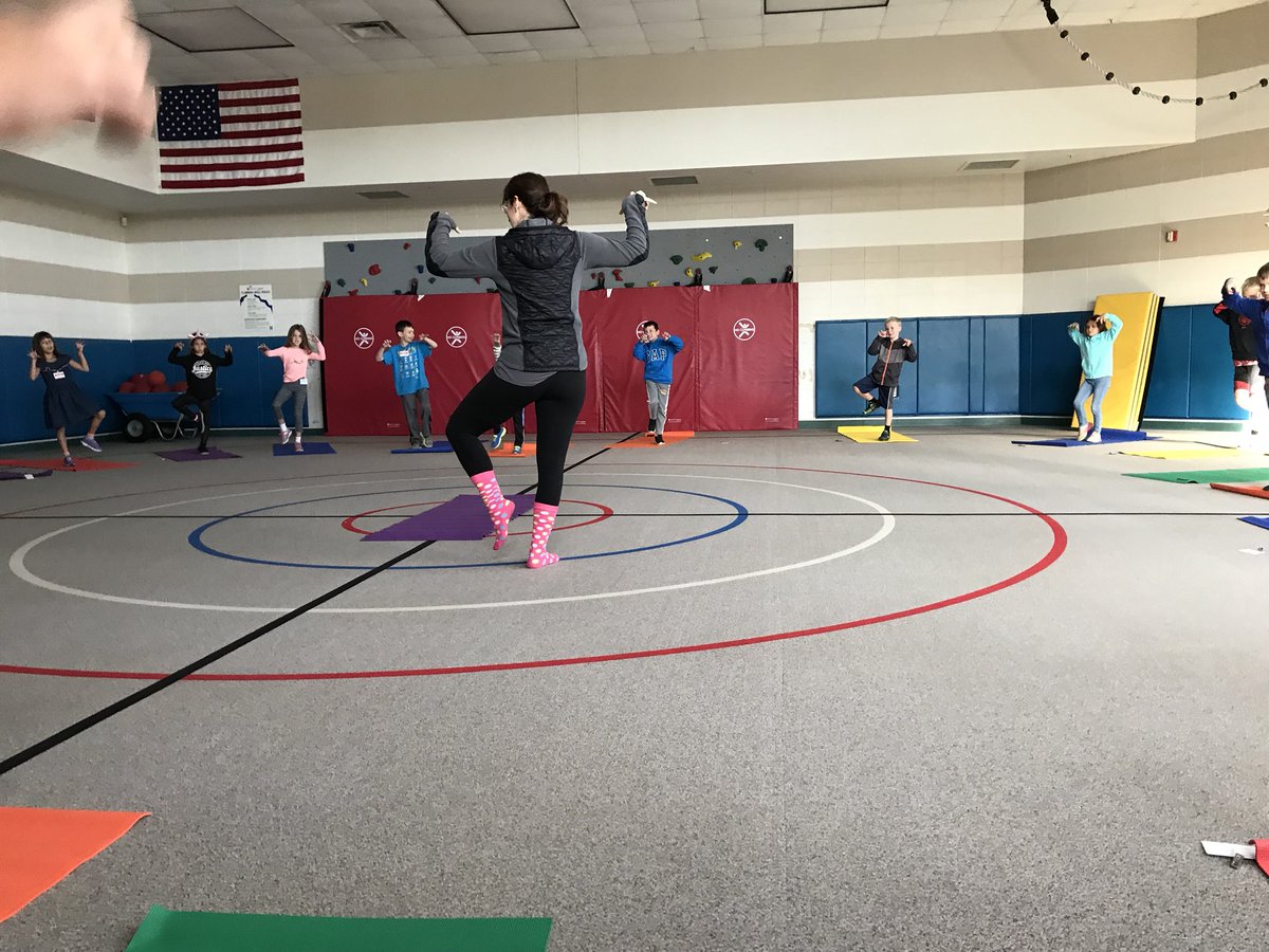 pecornerstone's tweet photo. Thanks for coming in and teaching yoga to our 2nd grade class https://t.co/IXPtUqEMbl