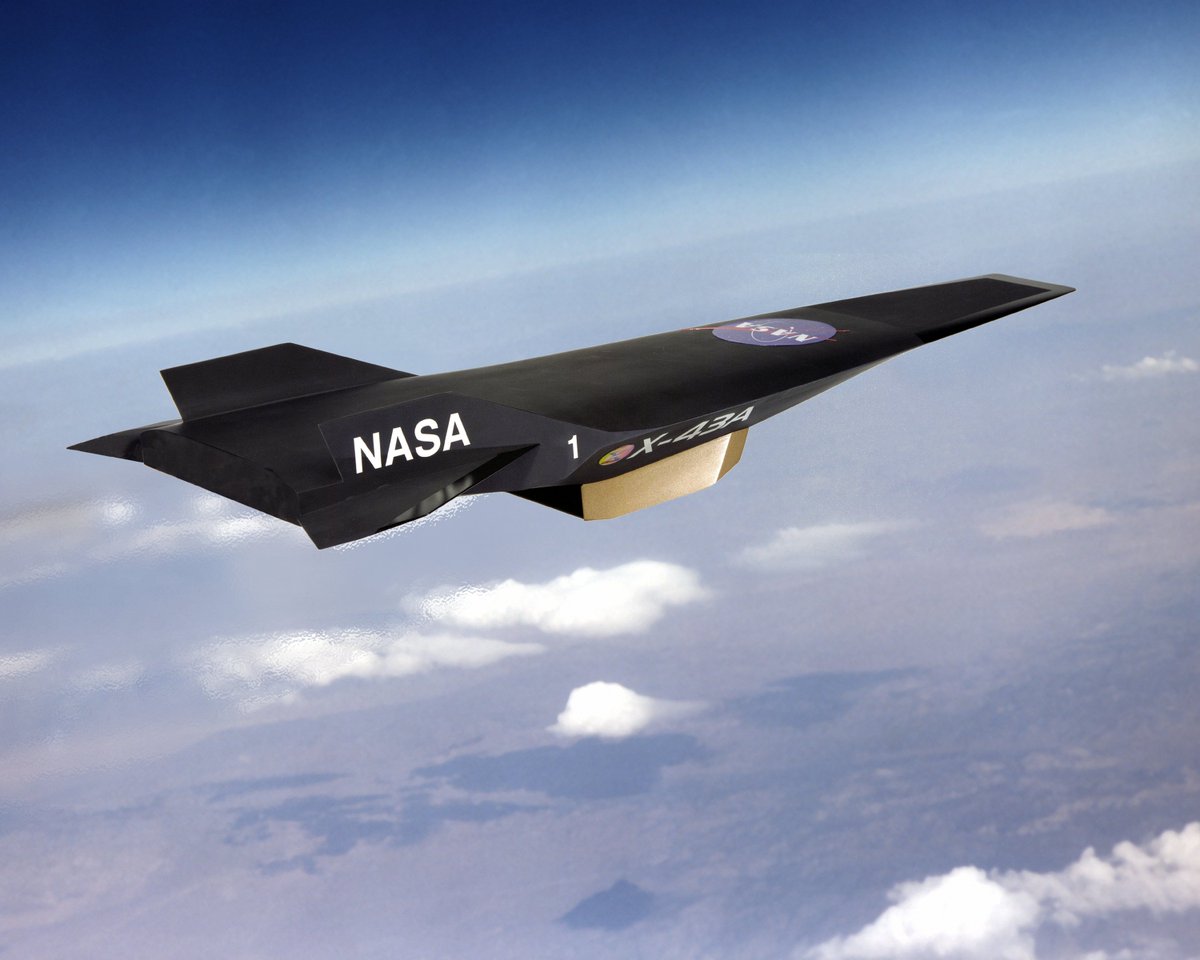 aiaa's tweet photo. Reminder ⚠️ - The online short course in Hypersonic Air-Breathing Propulsion begins on 12 October https://t.co/enABsBqoqB #AiaaSpace #AiaaPropEnergy https://t.co/rZTDybneWS