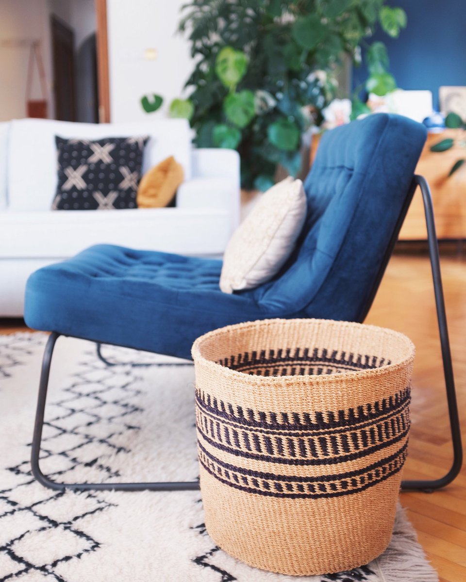 duduhomedesign's tweet photo. Hem dekoratif hem fonksiyonel kullanıma uygun, sisal bitkisinden örülen Kenya sepeti.
İncelemek için profilimizdeki linki tıklayın.
#duduhome #hasırsepet #dekorasyon #salon #afrika #eklektik #evim https://t.co/TAtMXl32f4