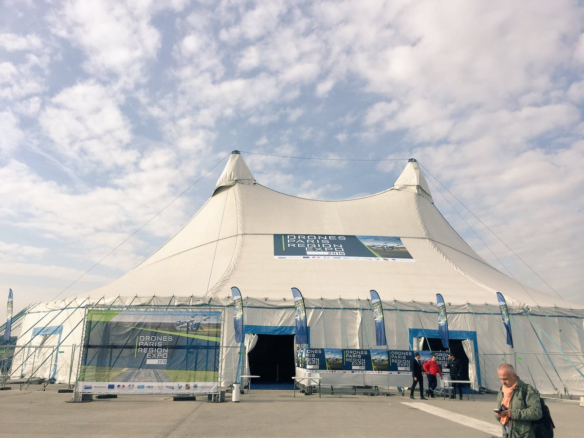 De belles rencontres sur #DPRExpo avec des pépites françaises du drone <a href="/Aeromapper/">Aeromapper</a> <a href="/UaviaDrones/">UAVIA</a> <a href="/AtechsysAcademy/">Atechsys Academy</a> <a href="/skydronefr/">Skydrone France</a>