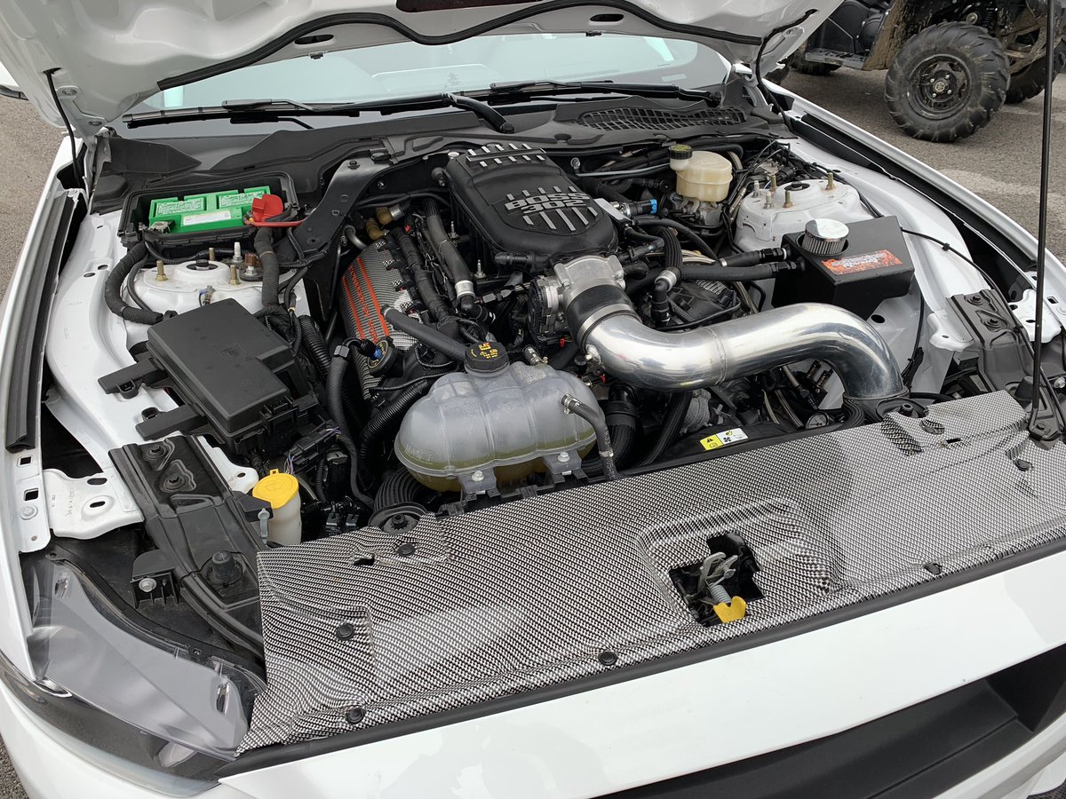 Beefcake_Racing's tweet image. Joe G representing at the #nmraworldfinals this weekend in bowling green. First trip out with the new custom turbo setup. Keeping her at 12psi. But 25 coming soon.  Let us do one for you today. #teambeefcakeracing #finishlineperformance