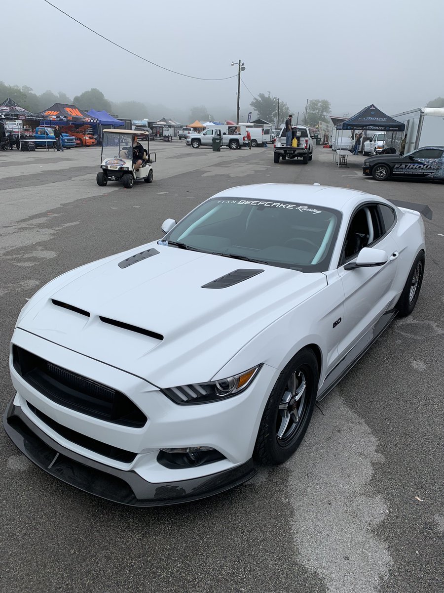 Beefcake_Racing's tweet image. Joe G representing at the #nmraworldfinals this weekend in bowling green. First trip out with the new custom turbo setup. Keeping her at 12psi. But 25 coming soon.  Let us do one for you today. #teambeefcakeracing #finishlineperformance