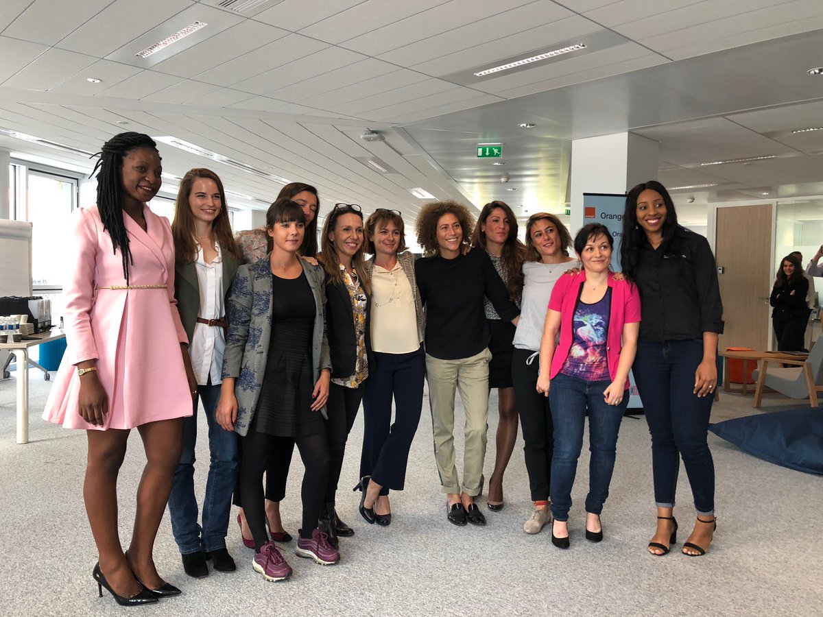 orange's tweet photo. Avec plus de 300 candidatures, 9 lauréates sont réunies à Orange Gardens pour le kickoff du programme d’accélération #WomenStart d’@OrangeFabFR auprès de @Mno_jl et @LatoucheP 👏

➡️ https://t.co/IhwbDM7vGd https://t.co/MXKbm7Om7t