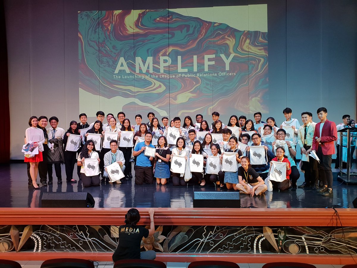 ustshssc's tweet photo. Thank you UST SHS PROs!
#BuildingRelations2018
#CSCMoveFurther
#ZeroWasteUST https://t.co/otJFVErAT9